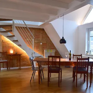 Wunderschöne Helle Wohnung, 10 Min Zum Zentrum Apartment Stuttgart