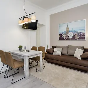 Apartment The Lohmeyerstr Hh, 2 Bed Up To 5 People